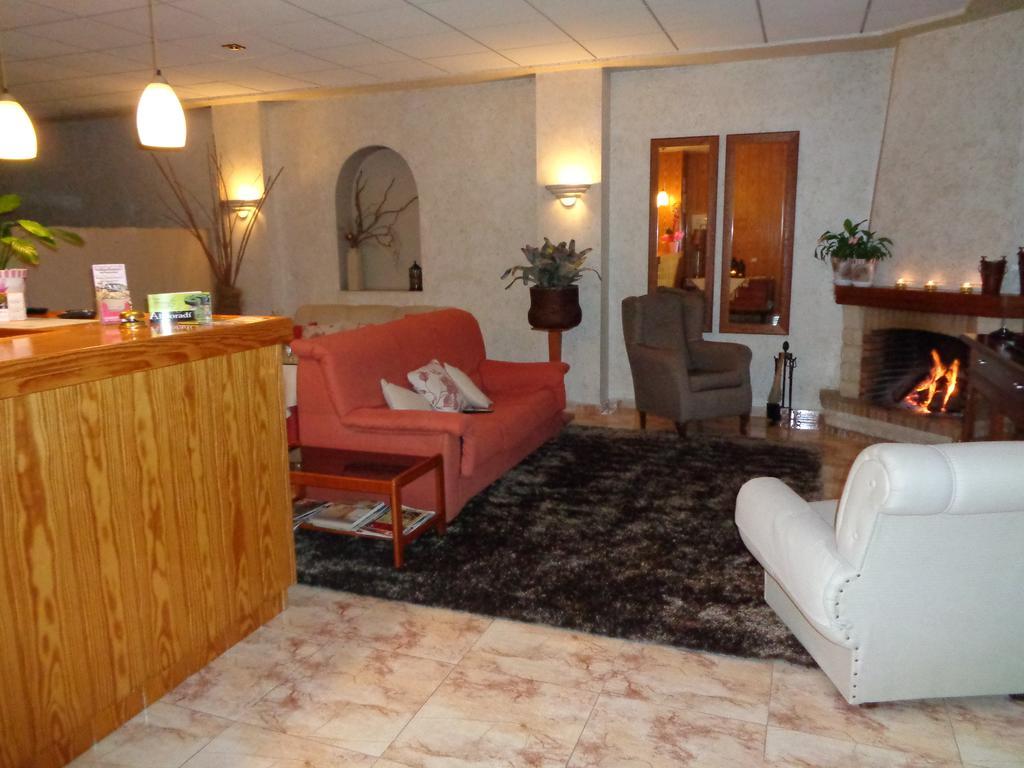 Hostal El Retiro Almoradi Bagian luar foto