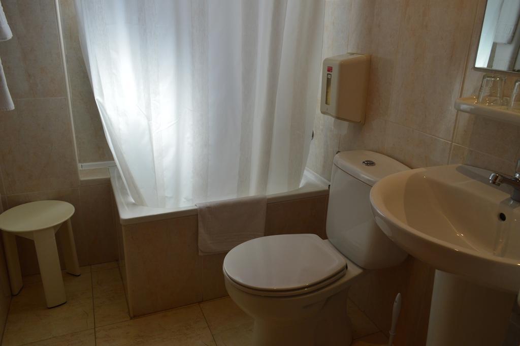 Hostal El Retiro Almoradi Bagian luar foto
