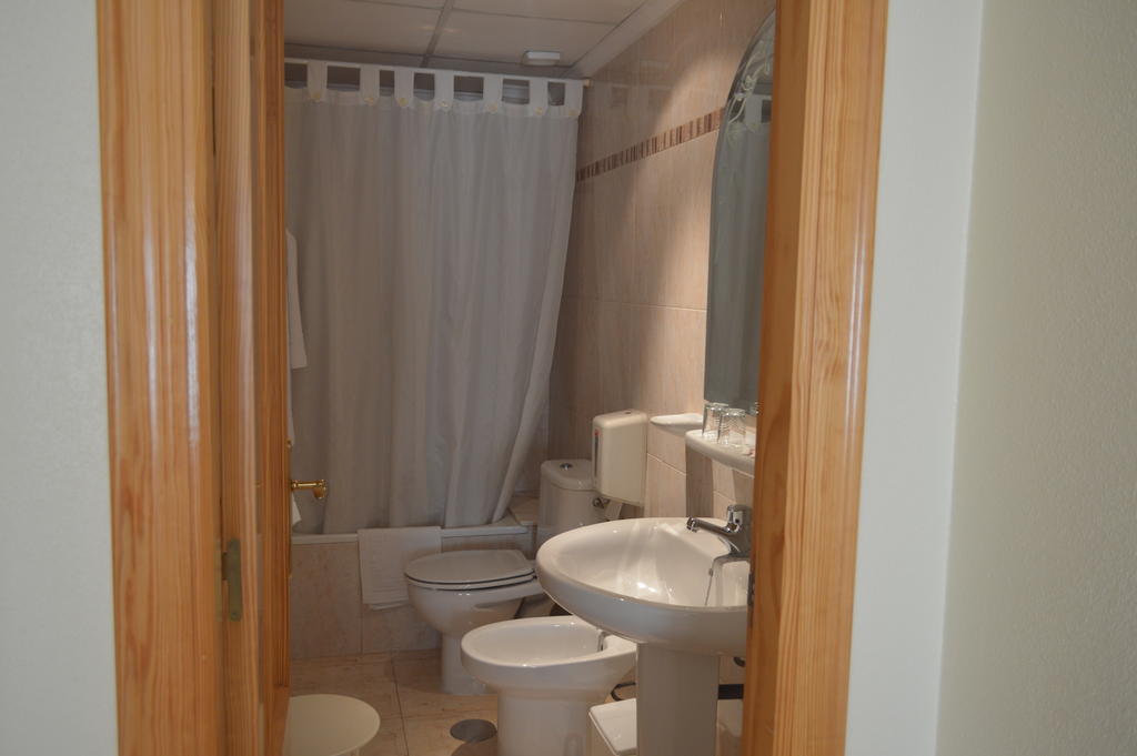 Hostal El Retiro Almoradi Ruang foto